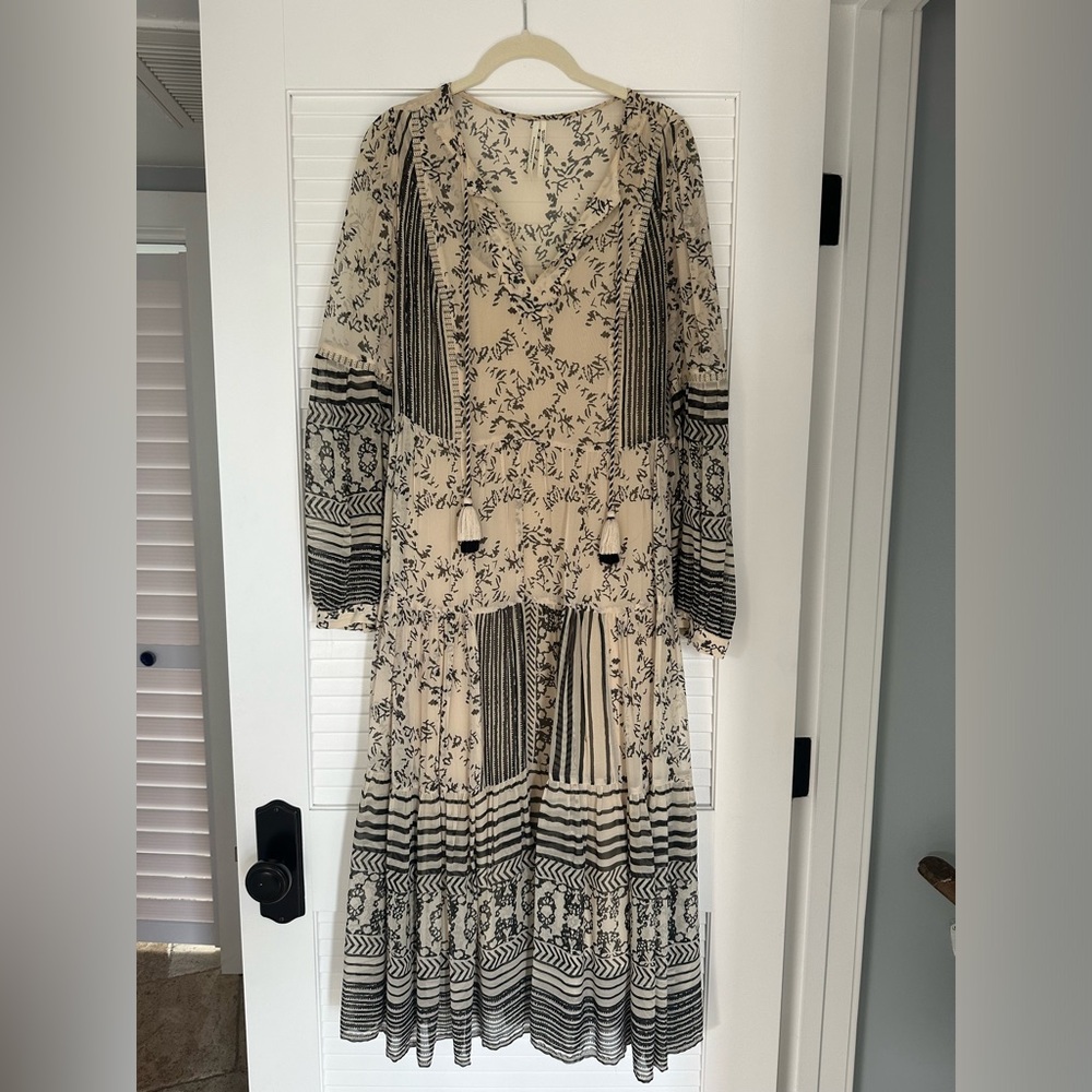 Black and cream pattern dress with beautiful details